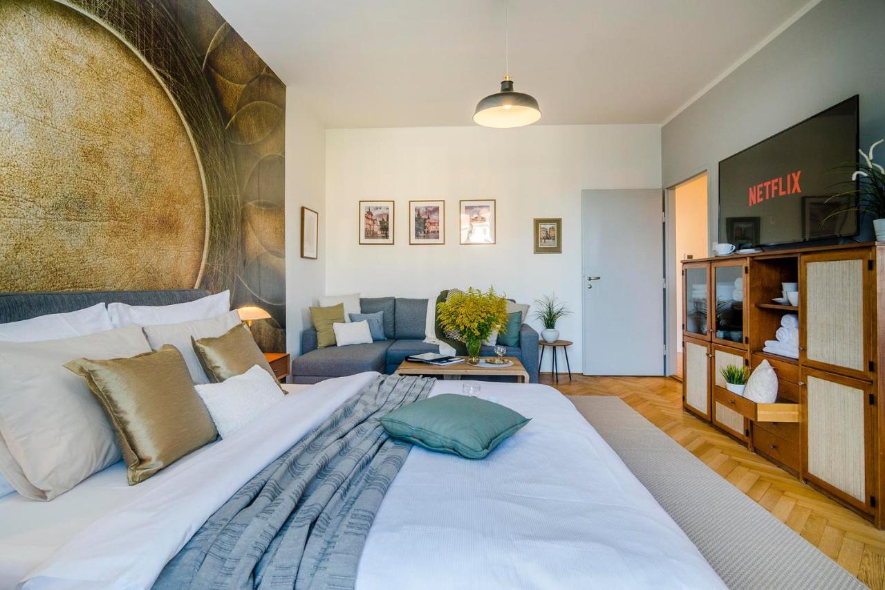 Apt In Center Prague Great View By Michal&Friends Exteriör bild